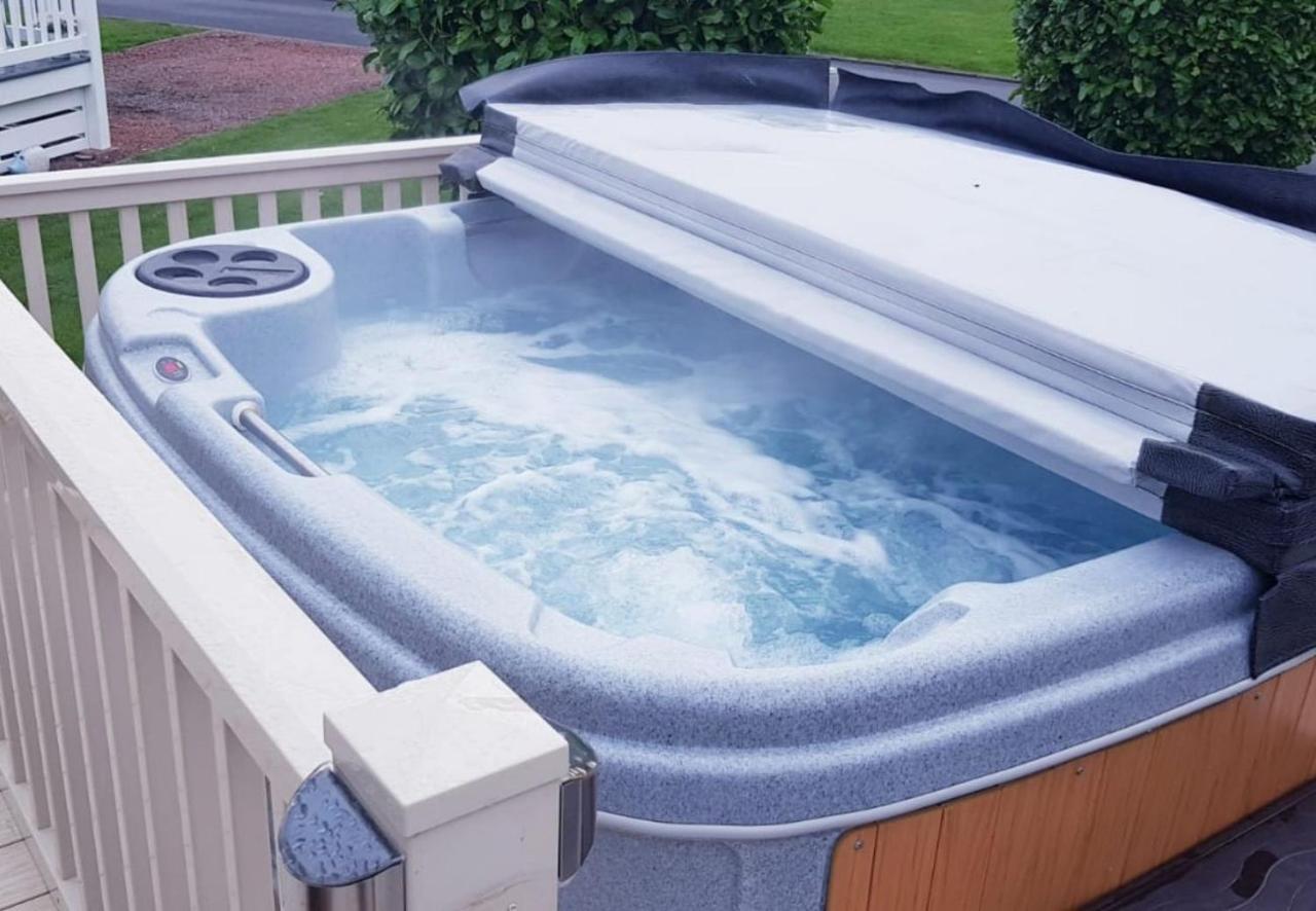 Вилла 3 Bed Retreat With Hot Tub Felton  Экстерьер фото